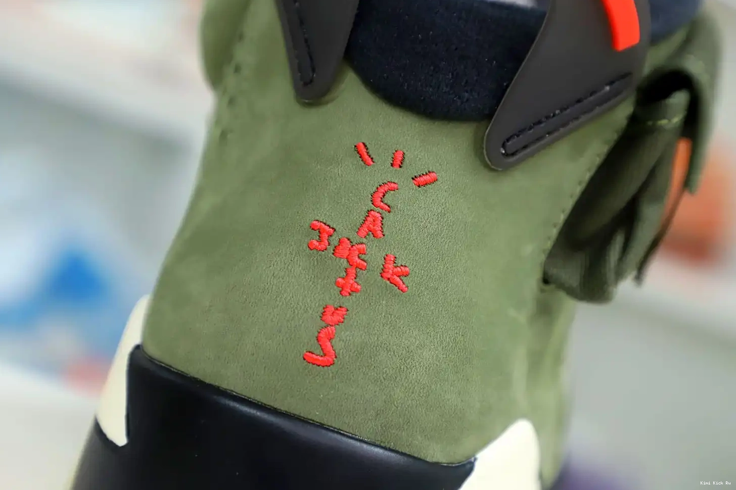 RETRO AIR 6 Kimikick 'OLIVE' TRAVIS SCOTT JORDAN X 0701